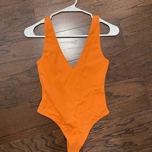 Aritzia Babaton Bodysuit